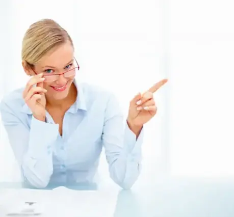 Student deciding which course to real estate choose